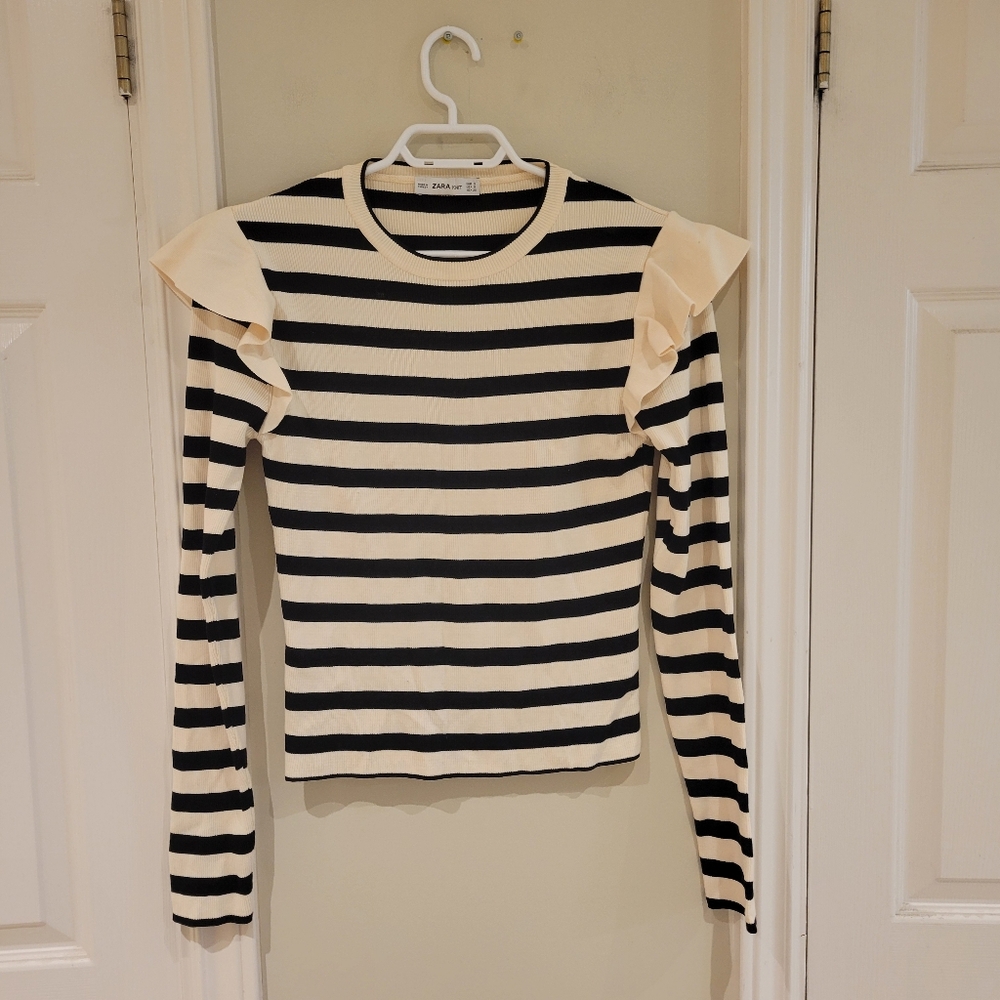 Zara Black and Cream Striped Ruffle Sleeve Top